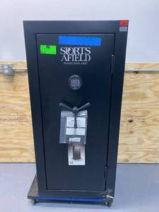lot 52 image: SPORTS AFIELD SA5526BASIC 30 Minute 30-Gun Fire Safe
