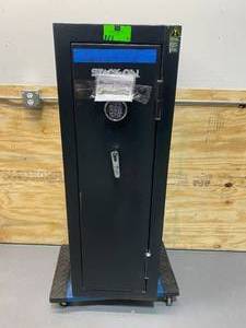lot 53 image: STACK-ON Gun Safe