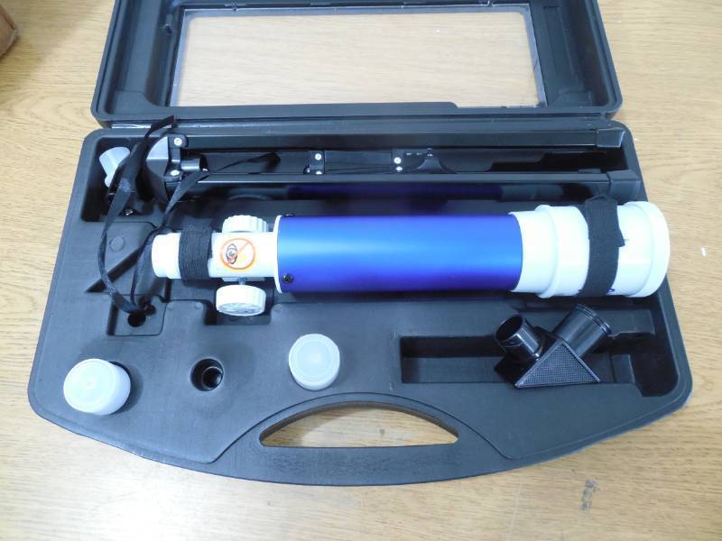 lot 149 image: ExploreOne Juno 50mm AZ Refractor Telescope