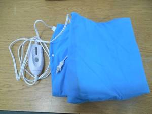 lot 83 image: Fleming Supply Extra Large Electric Heating Pad