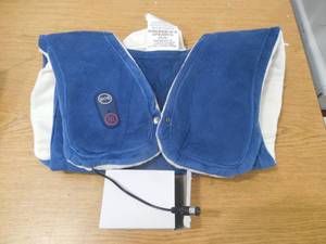 lot 100 image: Prevari Heated Vibrating Massage Wrap