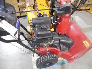 lot 14 image: SnowMaster 824 QXE 24 in. 252cc Single-Stage Gas Snow Blower by Toro