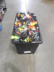 lot 65 image: ASSORTED TOTE OF GLOVES