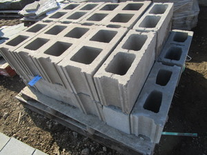 CONCRETE BLOCKS (CMU)