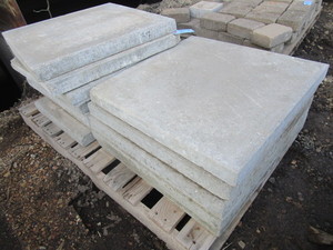 CONCRETE PAVERS  STEPPERS