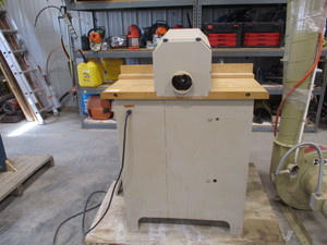 lot 9 image: Larick Profile Sander 360A