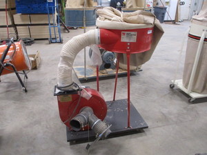 lot 14 image: BR Tools Dust Collector DC300