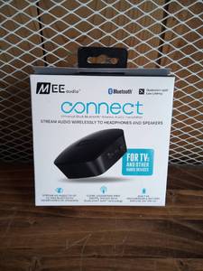 lot 52 image: MEE audio - Connect Universal Dual-Headphone Bluetooth Audio Transmitter for TV - Black