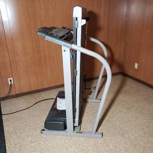 Pro-Form 5900S Incline Treadmill