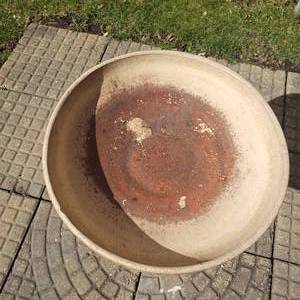 USA Burley Clay Bird Bath
