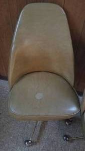 Set of 4 Vintage Retro Game Table Rolling Chairs