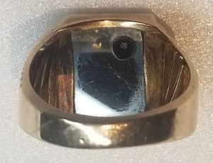 10K Yellow Gold Mens Signet Ring  Size 10