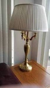 lot 22 image: Elegant Brass Tri Arm Table Lamps