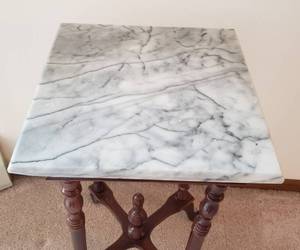 lot 82 image: Marble Top Plant Stand Entry Table