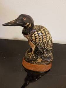lot 125 image: Amazing Carved Loon Statue