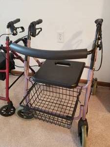 lot 118 image: Senior Mobility Kit