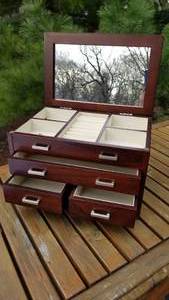 lot 77 image: Dresser Top Jewelry Box