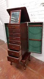 lot 15 image: Tall Mahogany Jewelry Armoire Cabinet
