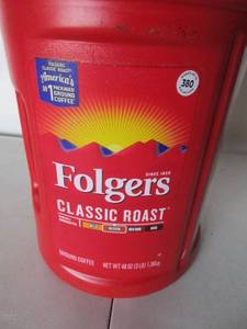 lot 94 image: Folgers Coffee