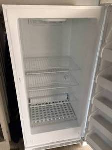 lot 147 image: Frigidaire 14 Cubic Foot Upright Freezer