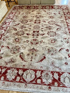 lot 7 image: Large Hand Knotted Area Rug