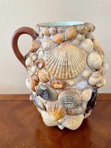 lot 11 image: Home Decor and More