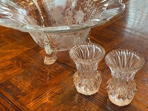 lot 29 image: Vintage Footed Rose Point Bowl and Two Small Vases