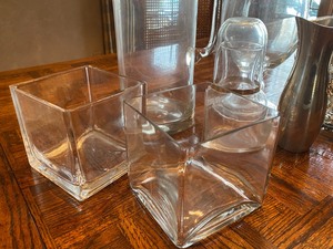 lot 44 image: Decorative Housewares