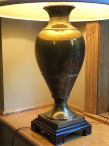 lot 178 image: Beautiful Brass Lamp