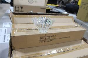 lot 521 image: Lot of (8) Glass T-Lite Marguerite Candleholder Silver  4-12Dx 2-12H (in 2 boxes)