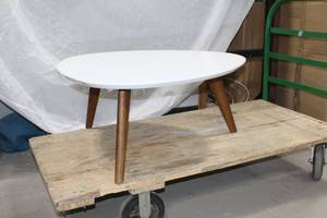 lot 554 image: End Table Triangle Shape 3-leg 36Lx35Wx15H