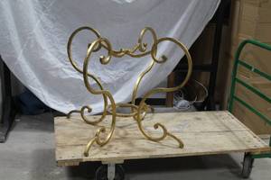 lot 576 image: Shelf Gold 30Lx30Wx88H