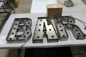 lot 541 image: Metal BAR 3-piece Lighted Letter Set 18H