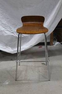 lot 569 image: Metal Bar Stool with Curved Wood Seat 19Wx20Dx35H