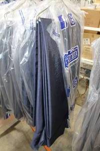 lot 548 image: Lot of (10) Linen Tablecloth Blue 132D