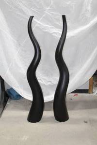 lot 673 image: Lot of (2) Tusk Vase Dcor Black 62H