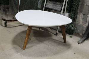 lot 669 image: End Table Triangle Shape 3-leg White 36Lx35Wx15H