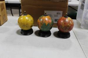 lot 832 image: Lot of (3) Antique Finish Mini Globe on Wood Base 4Dx5H (in box)