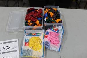 lot 860 image: Lot of Balloons Helium Quality 12D (in packages and plastic bins)