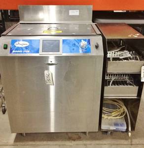 WOWOW MSRP $12,000 Ultra Clean Systems 1150 Automatic Single Basin Surgical Instrument Cleaning System With Tray &amp Accessory Cart - Great Working Condition