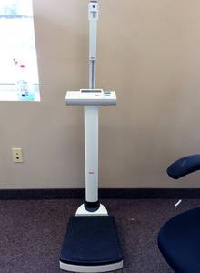 MSRP $600 Seca 703 Wireless Transmission Digital 660lb Bariatric Column Scale WHeight Rod &amp BMI Function Excellent &amp Working Great For Shipping Packages Too