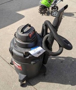 lot 93 image: Shop Vac QSP 10 Gallon WetDry Vacuum