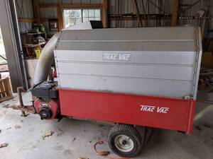 lot 3 image: Trac Vac Truck Loader Debris Vacuum
