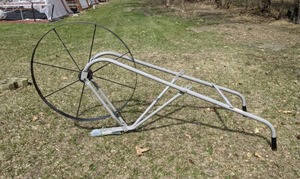 lot 47 image: Earthway 6500 High Wheel Cultivator