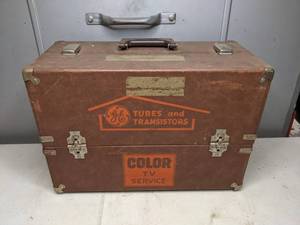 lot 73 image: Vintage GE Tubes & Transistors TV Repairmans Tool Box