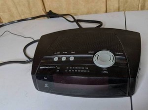 lot 276 image: Radio Alarm Clock