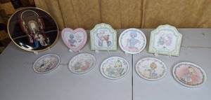 lot 219 image: Ten Precious Moments Collector Plates