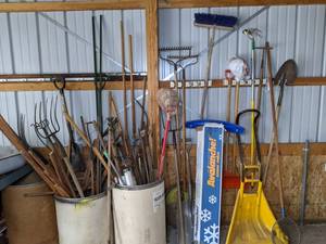 lot 114 image: Barrels O Fun Garage Edition