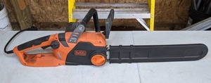 lot 100 image: Black & Decker Electric Chainsaw - As Is