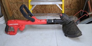 lot 101 image: Craftsman String Trimmer - As Is